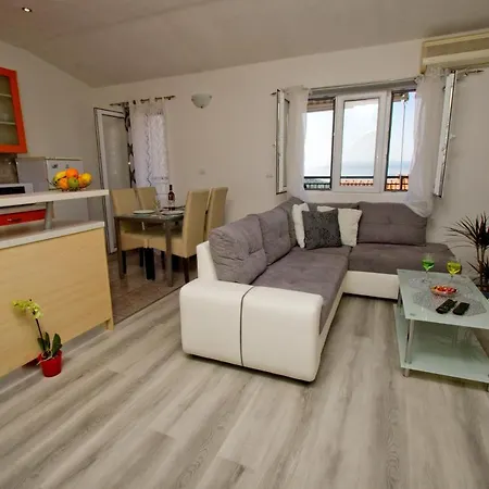 Apartament Toni